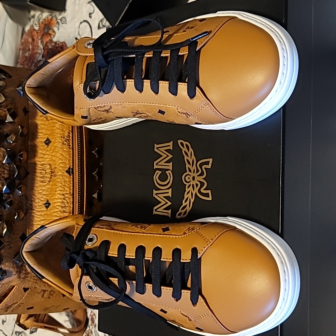 Mcm Terrain Lo Sneakers Visetos Monogram Low Top Unisex M Sz 8 W Sz 10